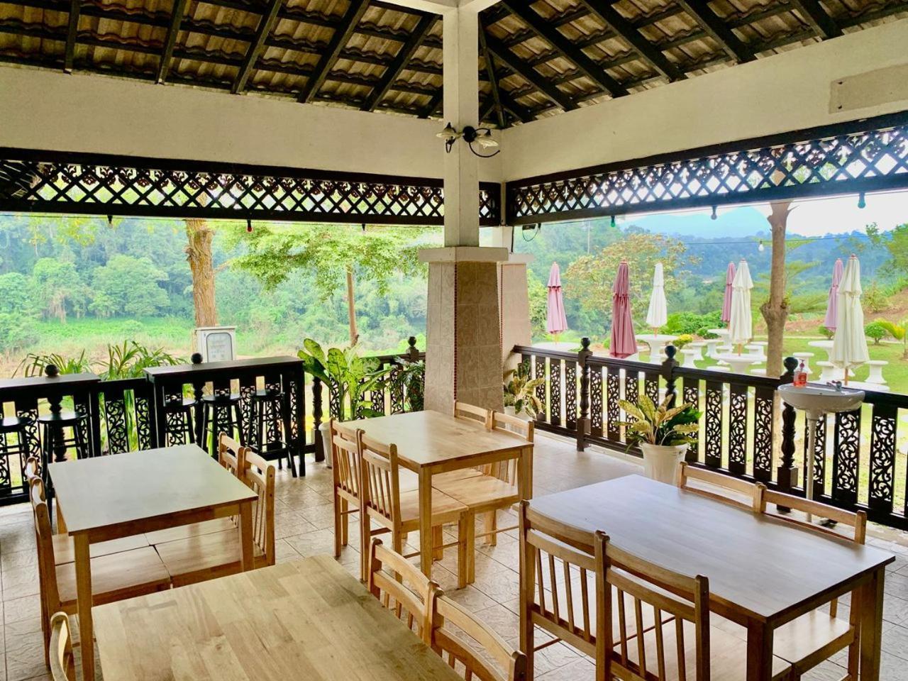 Asiacamp Taman Negara Resort Kuala Tahan Kültér fotó