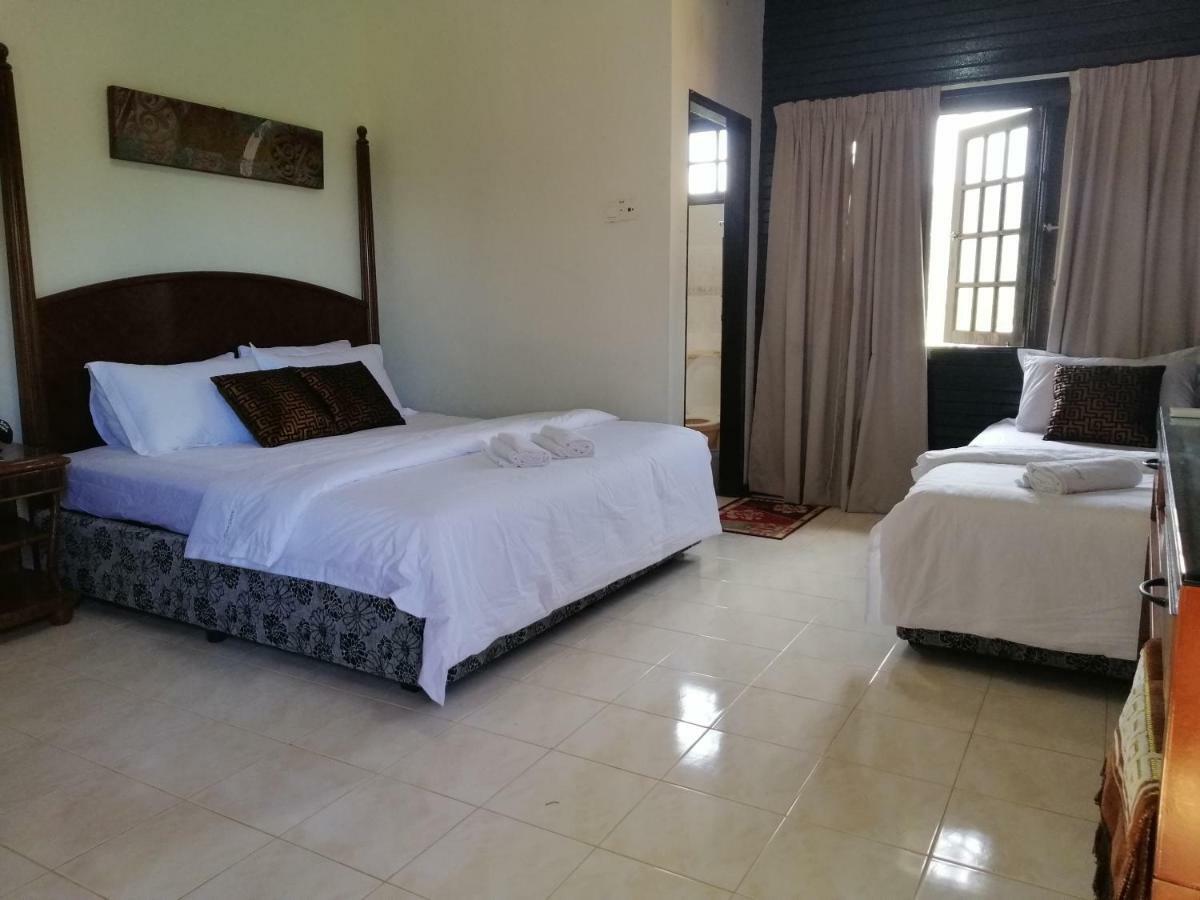 Asiacamp Taman Negara Resort Kuala Tahan Kültér fotó