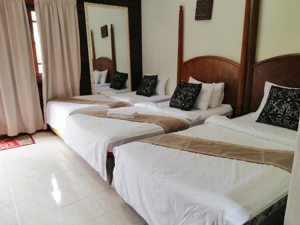 Asiacamp Taman Negara Resort Kuala Tahan Kültér fotó