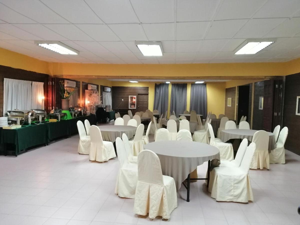 Asiacamp Taman Negara Resort Kuala Tahan Kültér fotó